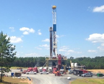 CMR_Foster_Creek_31-22H-1_Nabors_X-17_Rig.jpg